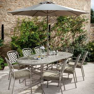 Hartman Berkeley 8 Seat Oval Dining Set