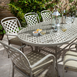 Hartman Berkeley 8 Seat Oval Dining Set