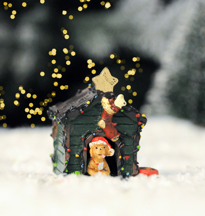 Lemax Decorated Light Doghouse