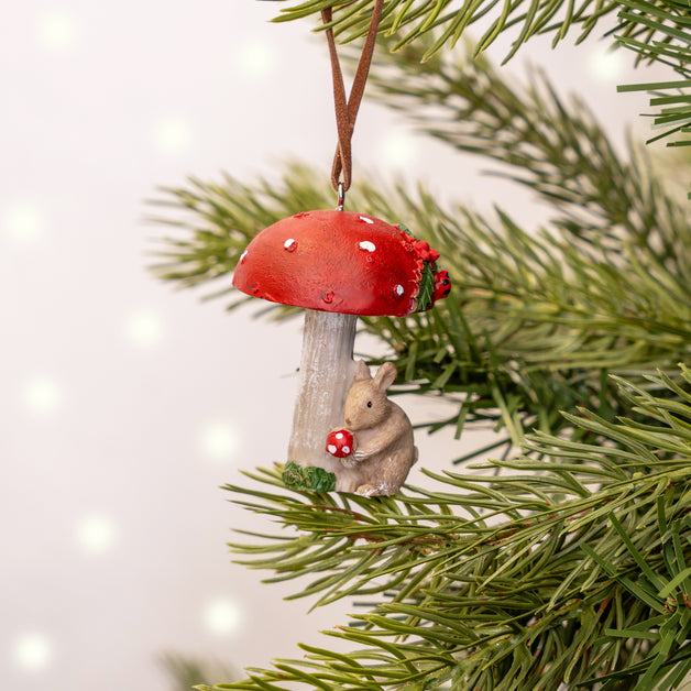 Resin Toadstool with Hedgehog or Mouse